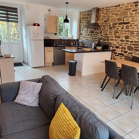 Maison Jullouville Au Calme Esterno foto